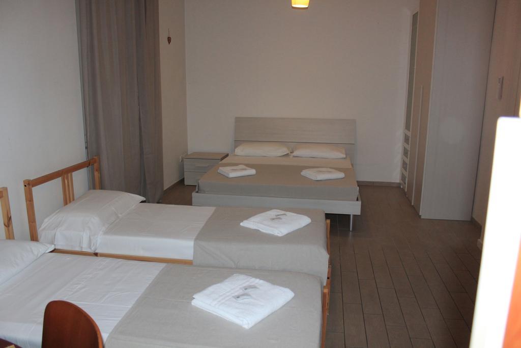 Serenity House Hotel ฟลอเรนซ์ ภายนอก รูปภาพ